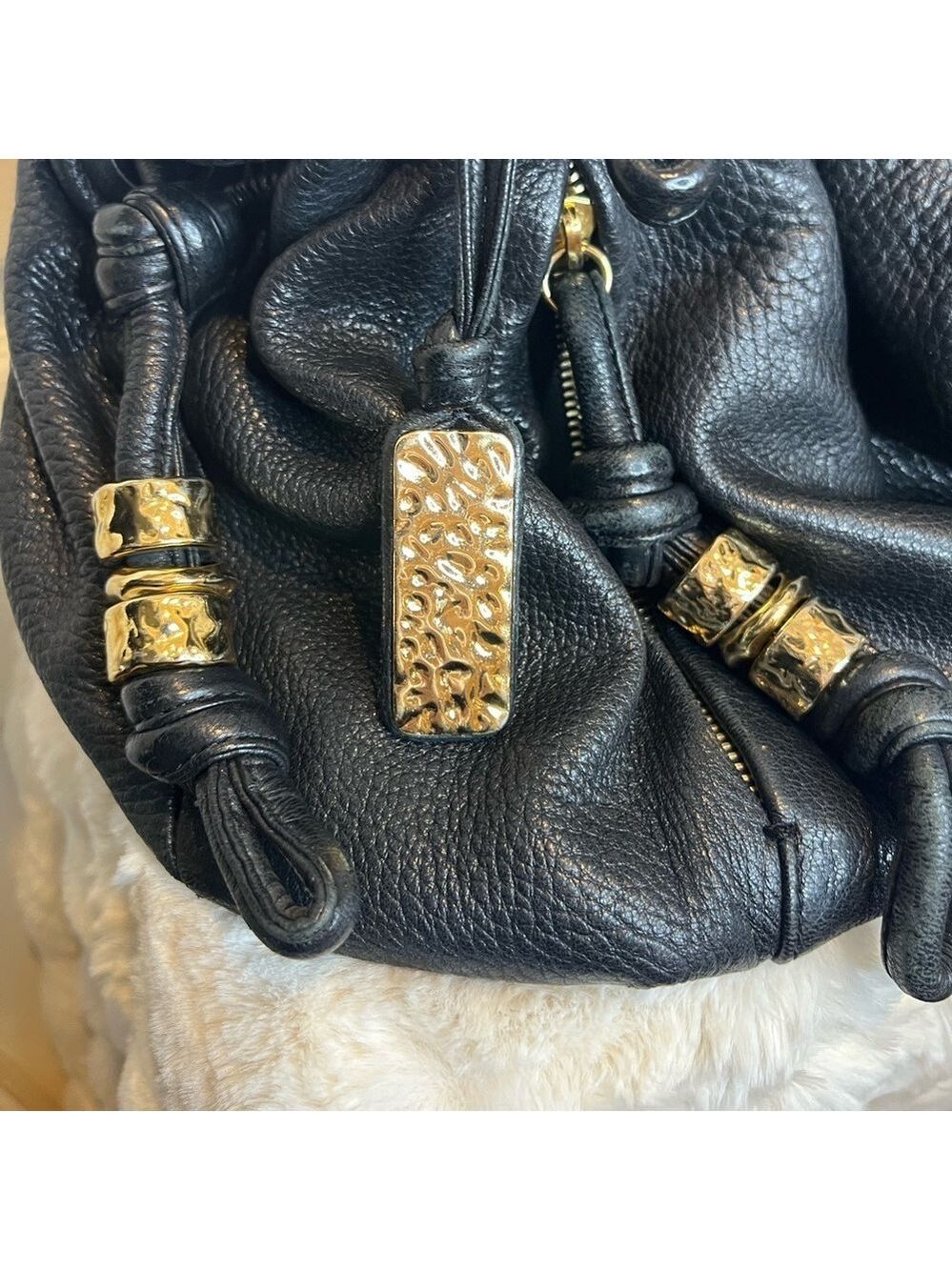 MICHAEL KORS BLACK ROSLYN LEATHER
SHOULDER BAG “THE ROSLYN” - Picture 6 of 15